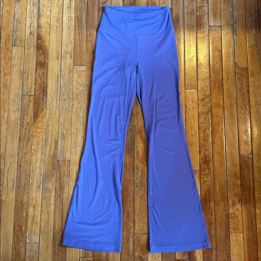 Lululemon Athletica Groove Super High Rise Flared Pant in Nulu